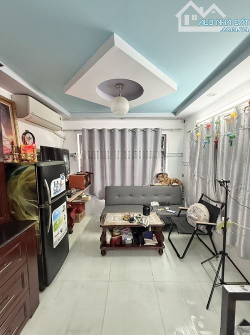 NHÀ 5 TẦNG - SỔ VUÔNG VỨC - HOÀN CÔNG ĐỦ TẠI ĐVB  Phường 16, Quận 4 - 3