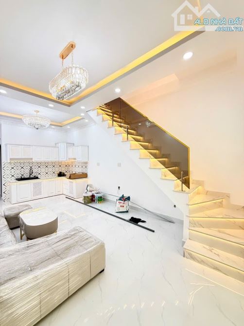 Rẻ nhất nhà bè-nhà 2 tầng mới 100%-hẻm 4m-hơn 100m2-chỉ 4,79 tỷ - 4