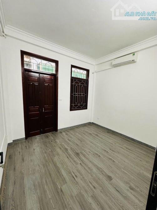 Chỉ 9.1 tỷ! Bán nhà Trương Định, Hoàng Mai - 10m ra Phố, DT 55M2, 4 Ngủ, 5 Tầng, MT 4m - 4
