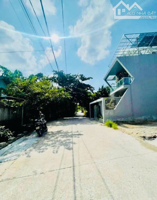 BÁN ĐẤT 163,6M2 MẶT TIỀN ĐƯỜNG THANH HẢI, PHƯỜNG THỦY XUÂN, TP. HUẾ, CHỈ 23 TRIỆU/M2 - 4