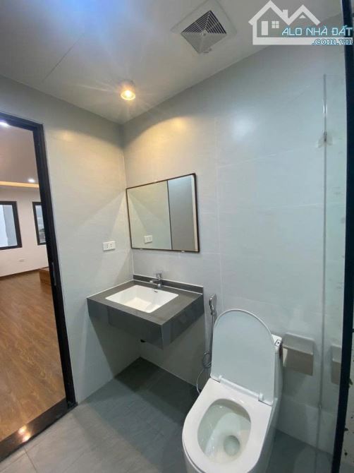 NHÀ ĐẸP HOÀNG MAI  – THANG MÁY – Ô TÔ TRÁNH – ĐẲNG CẤP CHO GIA CHỦ XỨNG TẦM - 4