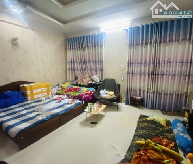 CĂN HỘ DỊCH VỤ Q2 - XE HƠI VÀO NHÀ - 145M2 - DÒNG TIỀN 30TR - GIÁ CHỈ 11 TỶ - 4