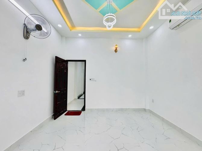 Bán gấp nhà đẹp 3 PN,full nội thất, HXH,sát bên chợ Xóm Mới, P.16,Gò Vấp - 4