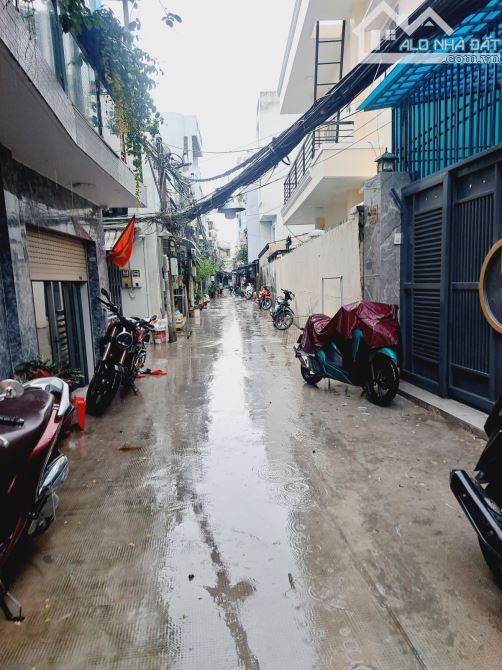 Bán nhà 2 tầng Bùi Văn Ba, Q.7, full nội thất, giá chỉ 3.4 tỷ - 4
