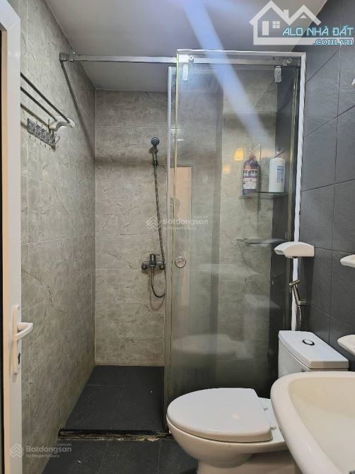 Hiếm trong tầm giá! Nhà sẵn kết cấu(4x12m) hẻm xe hơi 6m ngủ nhà ngay Vincom Nguyễn Xí - 4