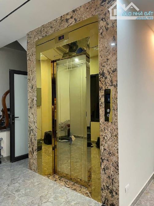Bán nhà Nguyễn Văn Cừ 4 tầng 60m, thang máy, lô góc giá nhỉnh 11 tỷ - 4
