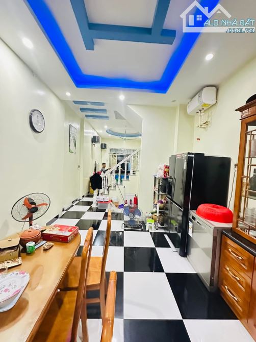 Bán SIÊU PHẨM Nam Từ Liêm 60m2 Ngõ Ô tô x3 tầng Nhà ĐẸP Ở SƯỚNG chỉ 12 tỷ - 4