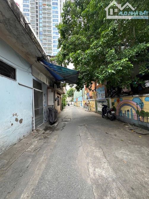 Nhà bán: cư xá Đồng Tiến. Thành Thái. Q10. DTSD 48m2. 4 tầng. Giá 9,3 tỷ - 6