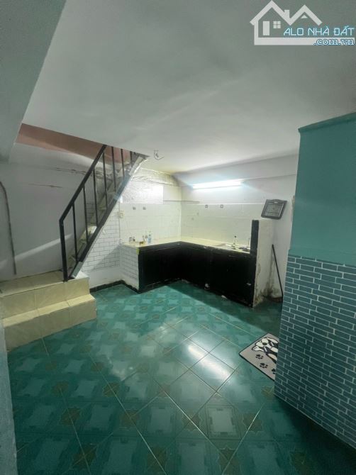 BÁN NHÀ PHAN VĂN TRỊ - 49m2 - XUNG QUANH ĐẦY ĐỦ TIỆN ÍCH - 6