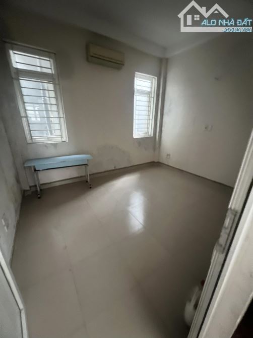 Bán nhà Hoàng Quốc Việt Cầu Giấy. Sổ vuông 41m, 4 tầng MT4m1 Giá 16 tỷ Ngõ ô tô tránh - 6