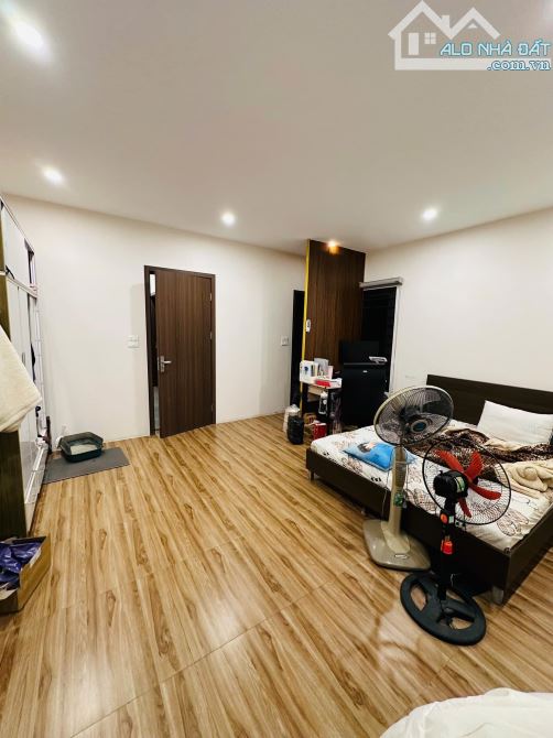 Nhà đẹp ở luôn Nghĩa Đô Cầu Giấy. Sổ vuông 33m 6 tầng MT5m Giá 17 tỷ Ngõ ô tô tránh đỗ - 6