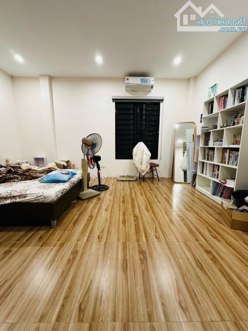 Nhà đẹp ở luôn Nghĩa Đô Cầu Giấy. Sổ vuông 33m 6 tầng MT5m Giá 17 tỷ Ngõ ô tô tránh đỗ - 7