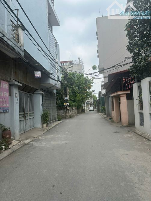 MẢNH ĐẤT VÀNG Ô TÔ TRÁNH KINH DOANH ĐỈNH – NGÕ THÔNG NGUYỄN ĐỨC THUẬN GIA LÂM – CHỈ 5,25TỶ - 7