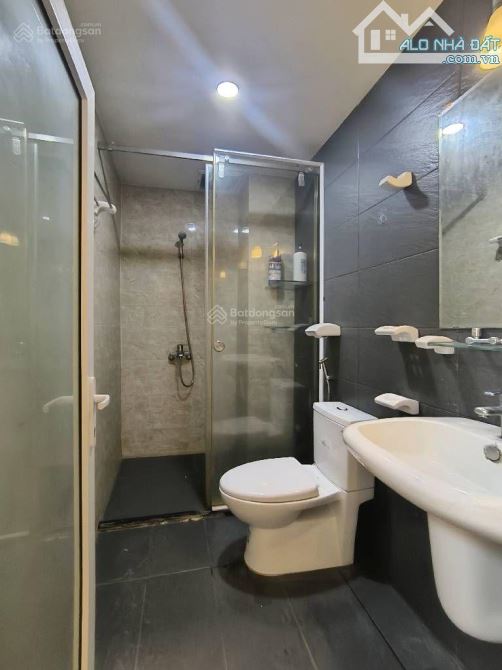 Hiếm trong tầm giá! Nhà sẵn kết cấu(4x12m) hẻm xe hơi 6m ngủ nhà ngay Vincom Nguyễn Xí - 8