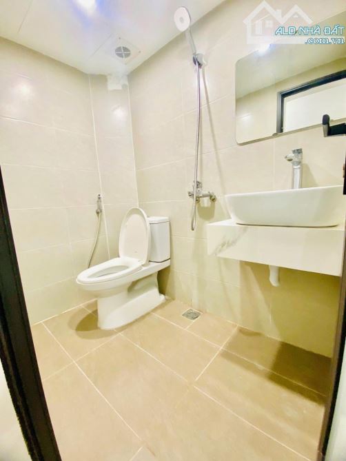 BÁN NHÀ PHỐ THI SÁCH - LÒ ĐÚC HAI BÀ TRƯNG - 70 M2-2 NGỦ - 4,86 TỶ - 9
