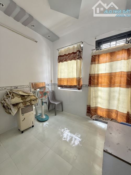NHÀ 5 TẦNG - SỔ VUÔNG VỨC - HOÀN CÔNG ĐỦ TẠI ĐVB  Phường 16, Quận 4 - 9