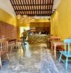 Kinh doanh ế ẩm nên cần bán nhà ngay phố đi bộ, phố Cổ Hội An - mặt tiền đường Trần Phú