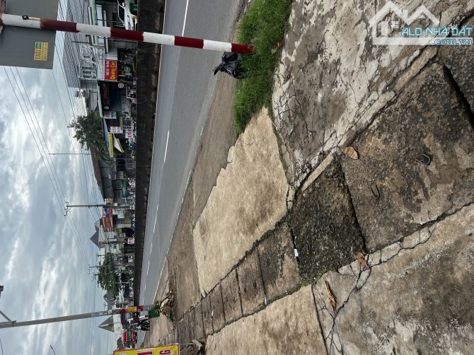 Cần bán đất mặt tiền quốc lộ 1A ngay trung tâm xã suối cát Xuân Lộc Đồng Nai - 1