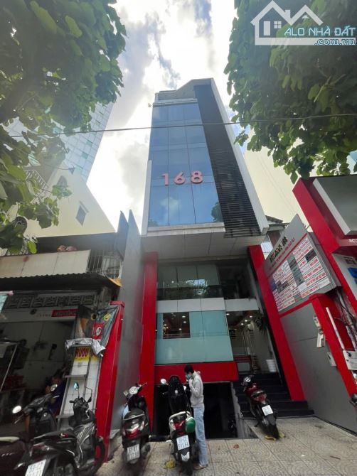Góc 2MT thương hiệu - Toà nhà Nguyễn Thị Minh Khai - DT 11.6 x 33m - Hầm 12 Tầng