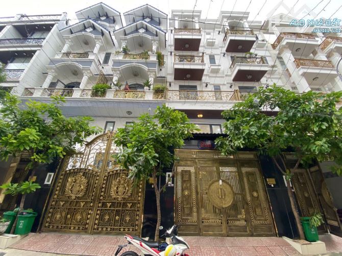 Bán Nhà giá chỉ 1/3 trong Vạn Phúc City nhưng thừa hường trọn vẹn mọi tiện ích từ đây