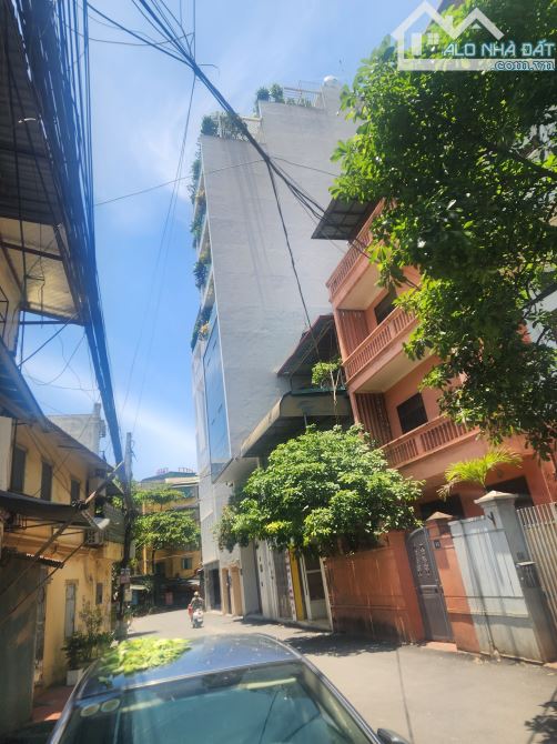BÁN NHÀ PHAN ĐÌNH GIÓT . THANH XUÂN . Ô TÔ TRÁNH . GIÁ 32 TỶ MT 6,3 M .