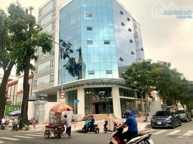 BÁN SIÊU PHẨM GÓC 2 MẶT TIỀN NGUYỄN THỊ MINH KHAI Q1-DT: 13X20M HẦM 8 LẦU HĐT 800TR/TH GIÁ