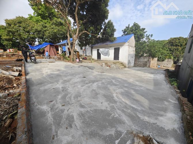 Bán 80m2 tại Phụng Châu Chương Mỹ HN giá chỉ hơn 2 tỷ ô tô 7 chỗ vào đất