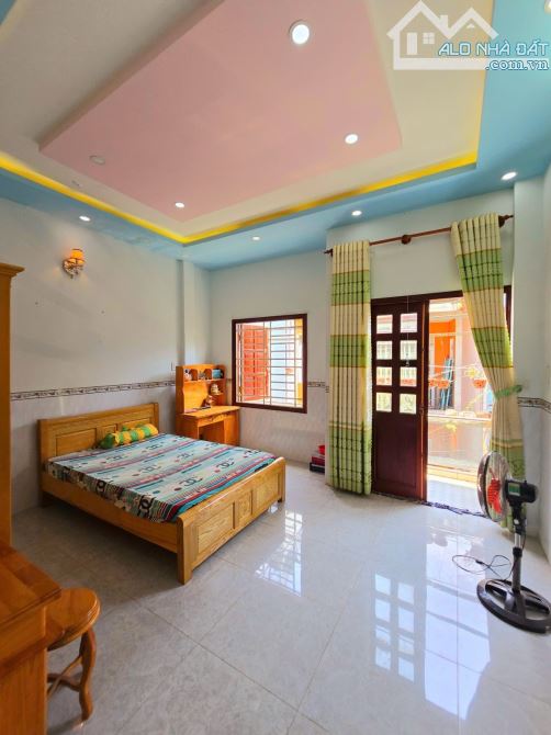 💥 NHÀ PHỐ 54M2, 2 TẦNG, NGANG 4.6M, HOÀN CÔNG ĐỦ, ĐƯỜNG Ô TÔ.