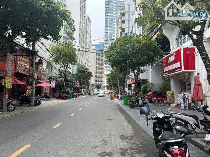 BÁN ĐẤT TẶNG NHÀ – SIÊU PHẨM GIỮA LÒNG PHỐ BIỂN 🌟 📍 Giao lộ Mai Thúc Lân – Châu Thị Vĩnh