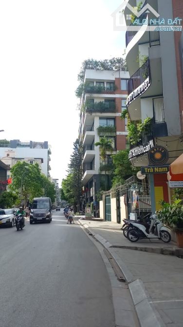 Bán nhà mặt phố Tô Ngọc Vân, tòa Apartment 10 tầng thang máy, 155m2, mt 12.5m, 120 tỷ, KD