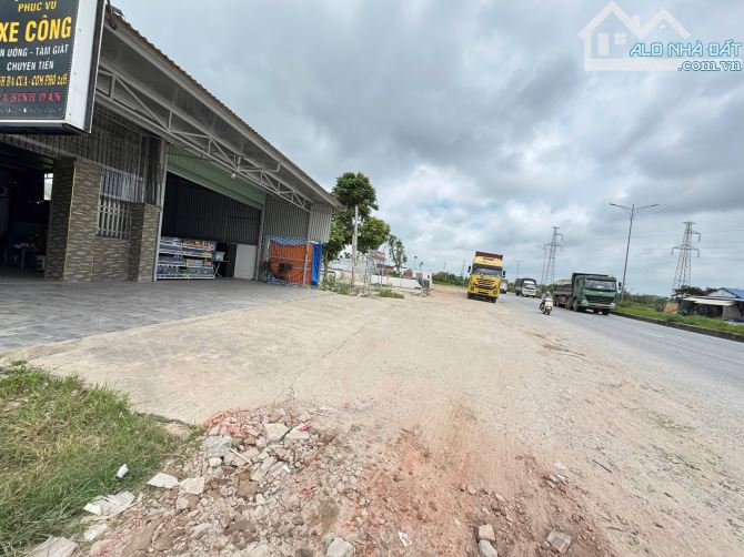 Nhượng lô đất mặt đường Nguyễn Trường Tộ, Hồng Thái kinh doanh thuận tiện