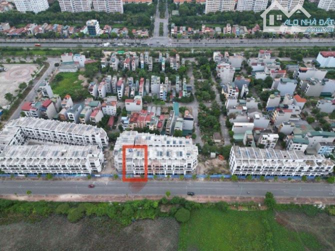 Bán nhà 5 tầng mặt phố Nguyễn Mậu Tài/Trâu Quỳ 81m2 view hồ điều hòa công viên,kinh doanh