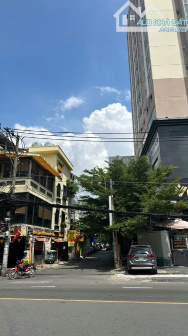 Nhà 5 Tầng sát ĐH Ngoại Thương-D5 p.25 Bình Thạnh, 4x18m, Cách MT chỉ 20m. Nhỉnh 15 Tỷ