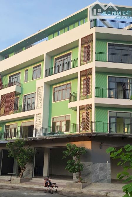 Cần cho thuê GẤP nhà xây sẵn 166m2 ngang 8,8m dài 23m làm xưởng hoặc văn phòng