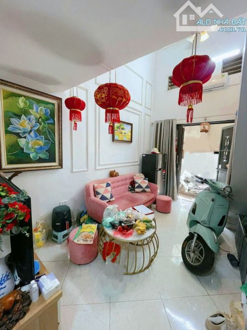 BÁN NHÀ THÔNG PHONG- GẦN PHỐ- TT ĐỐNG ĐA- GẦN CHỢ, BỆNH VIỆN