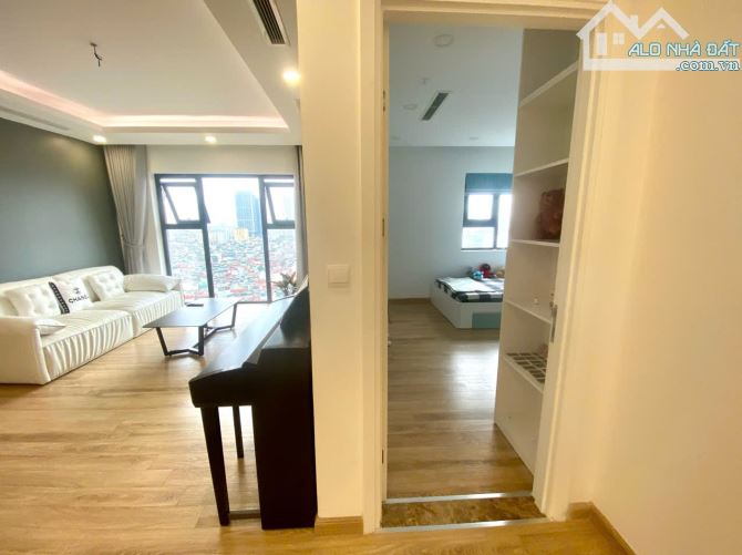 Cần bán gấp căn hộ chung cư D22 Trần Bình, 80m² - 2PN, full nội thất, giá chỉ 4.3 tỷ!