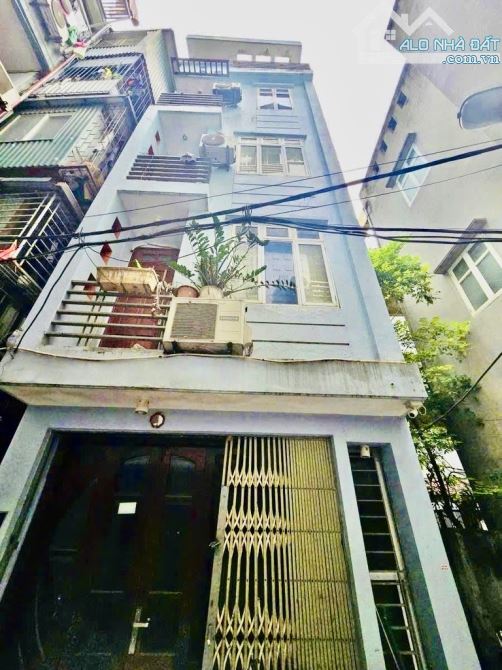 Yên Hoà - Cầu Giấy- 7.x Tỷ -30M x 5 Tầng- Full Đồ - Ngõ Nông