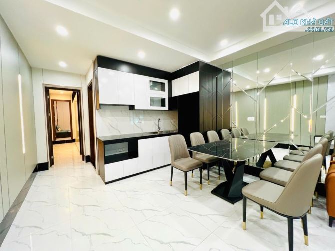 BÁN CĂN HỘ TẬP THỂ ĐẸP – KHU NHÀ HÁT TUỒNG VIỆT NAM – 3PN RIÊNG BIỆT - SỔ TO 47m2