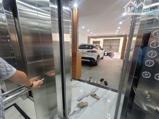 Mặt phố Tố Hữu diện tích 94m x 7 tầng mtien 6,5 m giá 47 tỷ dòng tiền 65tr tháng KDoanh