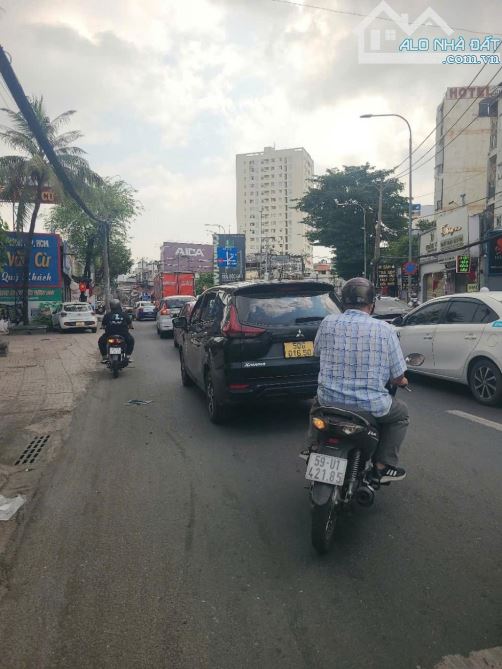 BÁN TOÀ NHÀ CHDV NGAY P26 BÌNH THẠNH 27PHONG CÓ DÒNG TIỀN 1,4TY/NAM