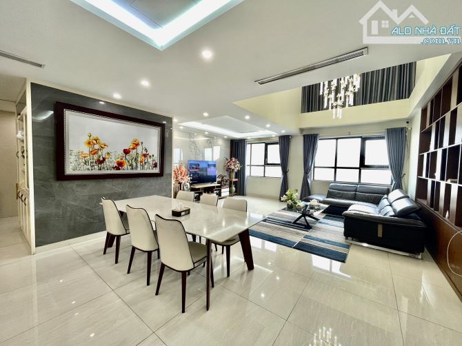 CĂN HỘ DUPLEX Ở GOLDEN FIELD - LÔ GÓC 226M², 4PN, NỘI THẤT SIÊU SANG, VIEW CỰC ĐỈNH, 19 TỶ