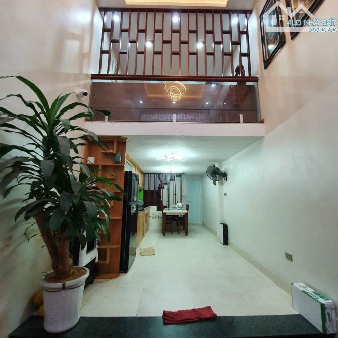 Siêu phẩm Văn Phú ,Hà Đông ,50m2 nhà 4T chắc chắn ,30m ra đường ô tô đỗ Giá 7.85 Tỷ
