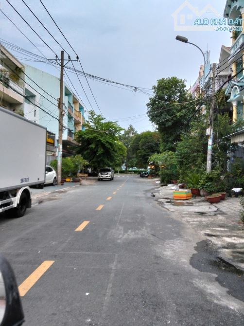 PHAN HUY ÍCH GÒ VẤP ,4 ×20 ,2 TẦNG ,XE HƠI TỚI NHÀ THÔNG ,GẦN SÂN BAY EMART ,NHỈNH 7 TỶ
