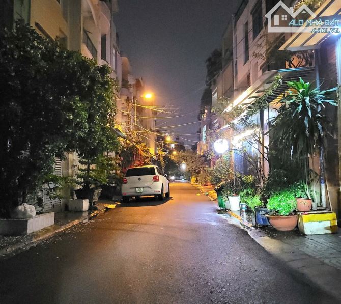 BÙI ĐÌNH TUÝ – HẺM XE TẢI THÔNG – XÂY CAO TẦNG – 66M2 – NHỈNH 9 TỶ