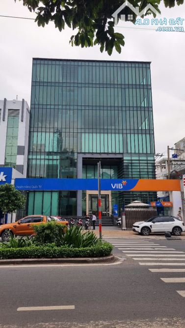 Mặt tiền Nguyễn Khắc Nhu (Q1), 11x30m, 3 lầu, giá 185 tỷ