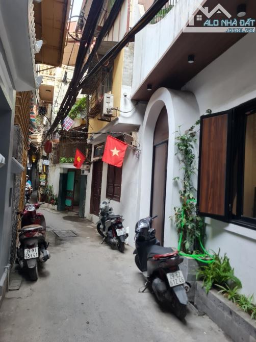 BÁN GẤP- NGÕ CHỢ KHÂM THIÊN-TT QUẬN ĐỐNG ĐA