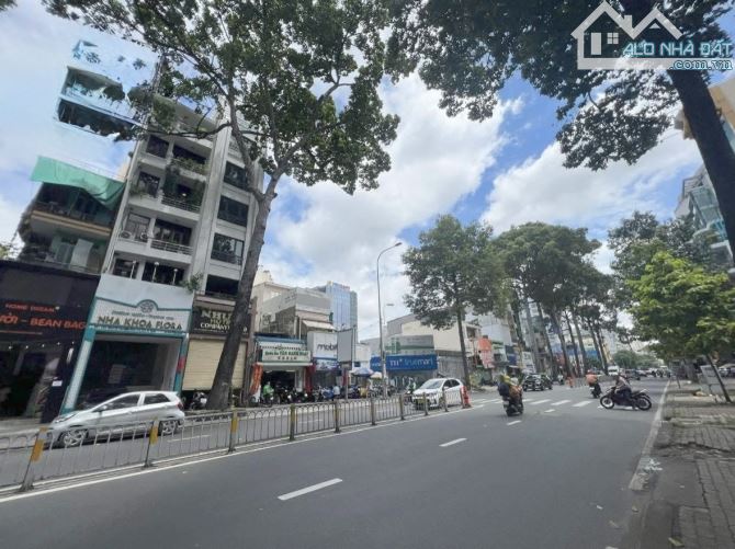 Bán Gấp Toà Nhà MT Nguyễn Thị Minh Khai Q3 - Hầm 8Tầng - Giá : 105 Tỷ