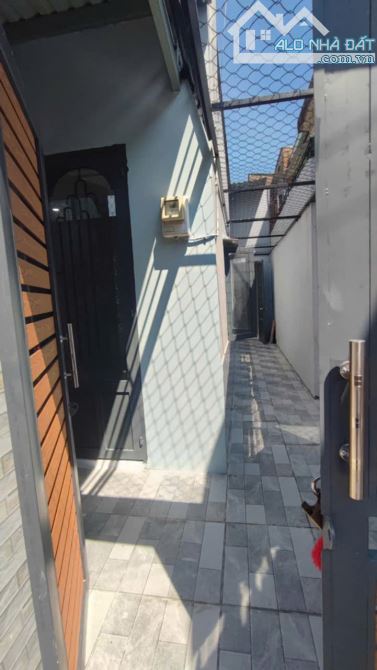 Nhà cấp 4 1/ đường TRUNG MỸ TÂY 2A, phường TMT Q12, dt 75,5m2 (5,2mx15m) Hẻm Ôtô. 4,8Tỷ