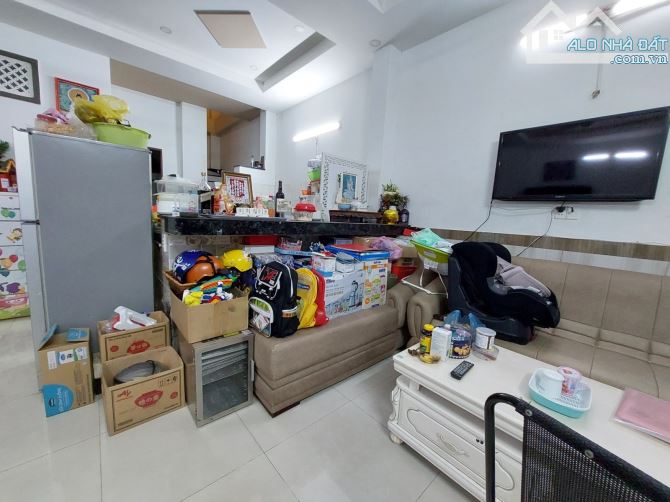 Bán nhà 911/...đường Quang Trung, phường 14, Gò Vấp, 61m2, 3 tầng, 4PN, 3WC, nhỉnh 5 tỷ