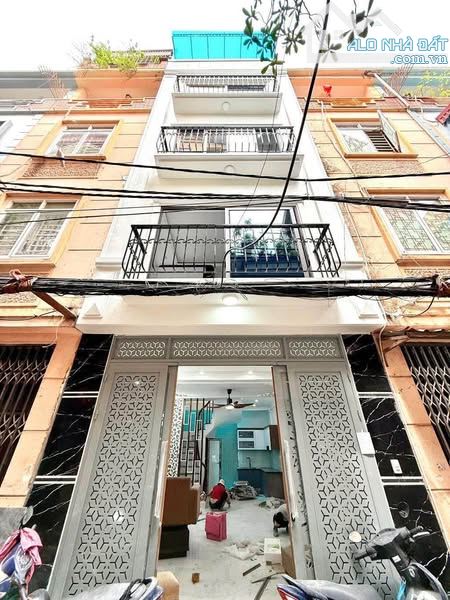 Siêu phẩm- Trương Định- Nhà đẹp- Full đồ- Sổ vuông đét- Mặt ngõ thông- Ô tô qua nhà- 45m2